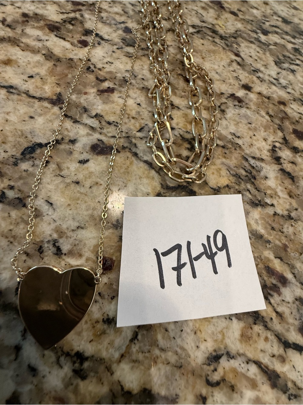 Triple link gold tone chain necklace with heart pendant - Picture 8 of 9